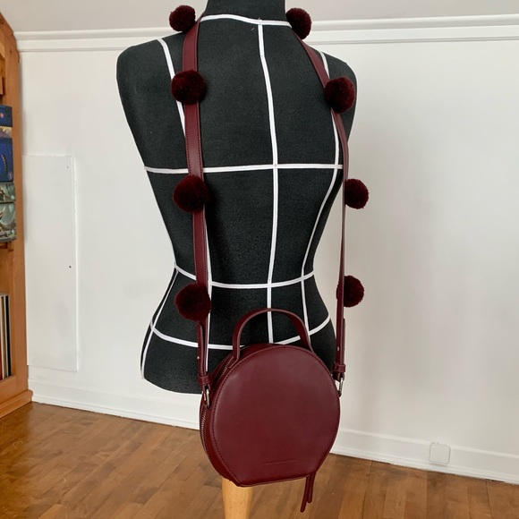 NWOT French Connection Round Pompom Crossbody Bag - Picture 3 of 7